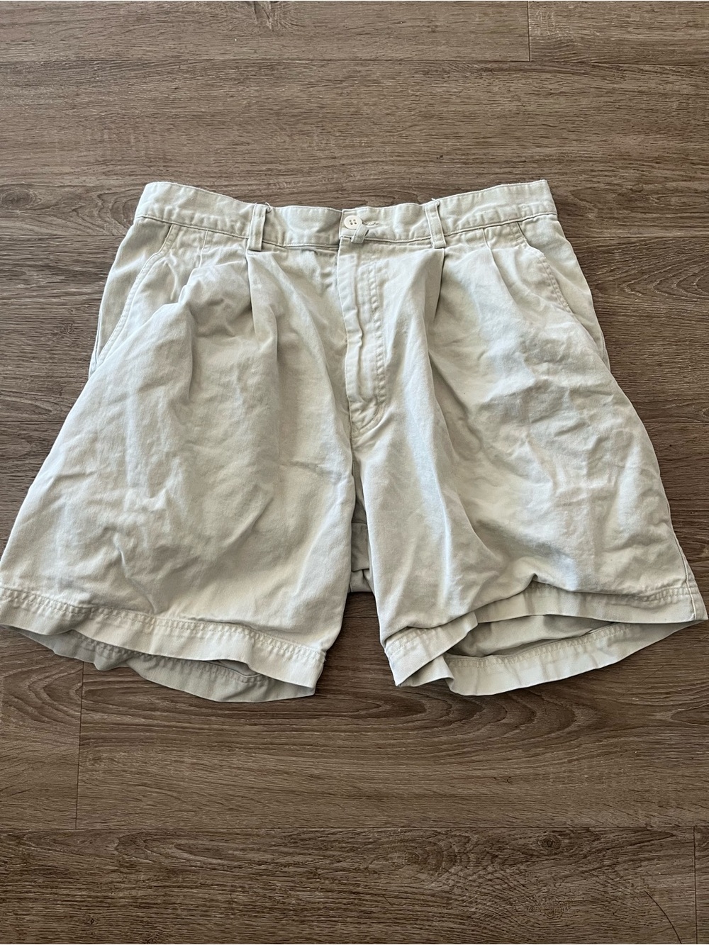 Vintage 90s Evergreen Sport Mens 33 Stone Pleated Relaxed Cotton Khaki Shorts